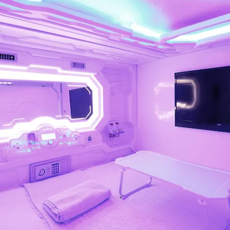 Tab Capsule Hotel - Kayoon Surabaya-3