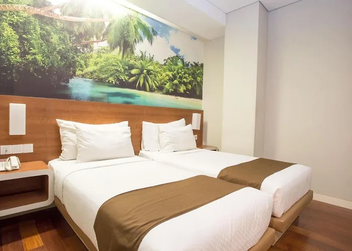 Life Hotel Mayjend Sungkono Surabaya